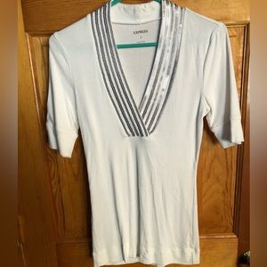 Express v-neck shirts size medium, bundle